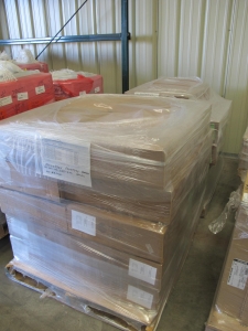 LOT (7) FIXTURES, LIGHTING TYPE, 120-277 VOLT, 3300L LAMP, 45 WATT, RECESSED LED KIND. 2' X 2' SIZE, DIMMABLE FUNCTION, 2RTLED SERIES, 3500K COLOR TEMPERATURE (W-44) LOADING & HANDLING FEE $15-